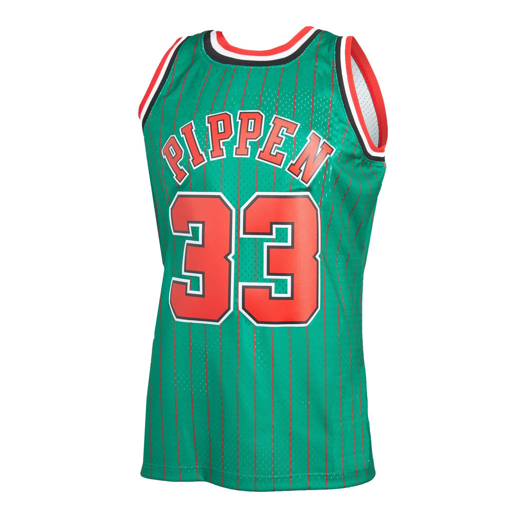 Men's Chicago Bulls Scottie Pippen Mitchell & Ness Green 1995-96 Hardwood Classics Reload 2.0 Swingman Jersey